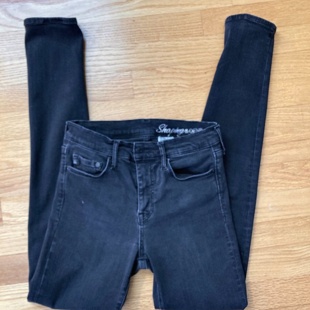 H&M Shaping Black Skinny Jeans (size 26)